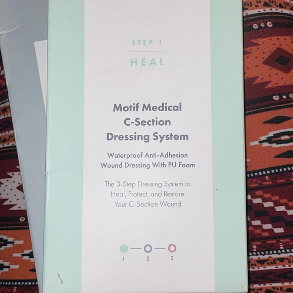 Motif Medical C-Section Dressing System - Picture 5 of 13